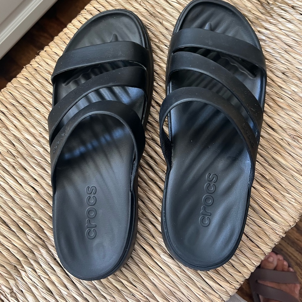 Crocs New style Getaway black women’s size 10